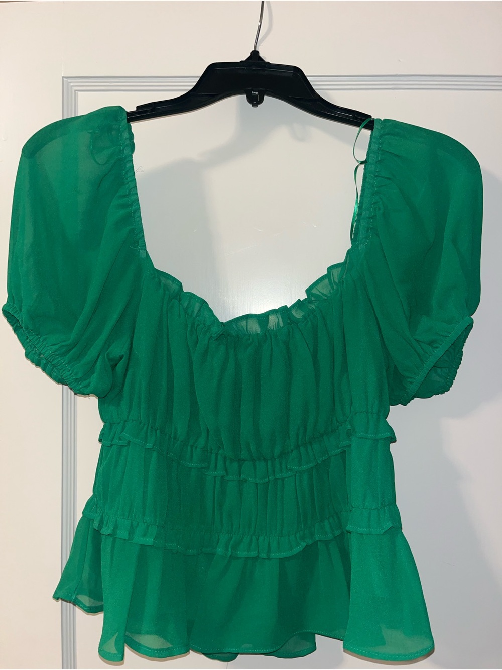 Astr Emerald Green Puff Sleeve Ruffled Peplum Blouse